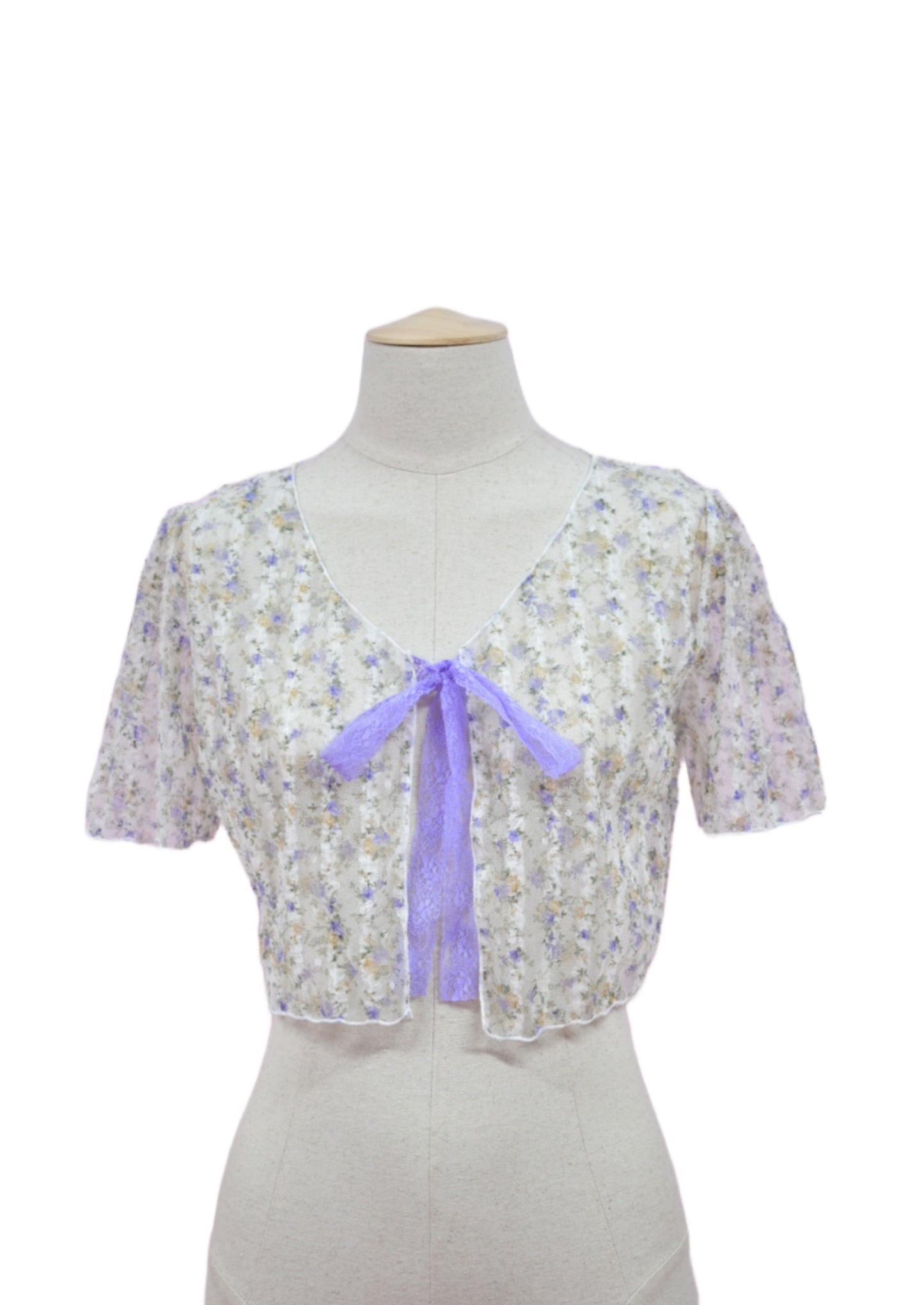Bolero Floreado de Encaje