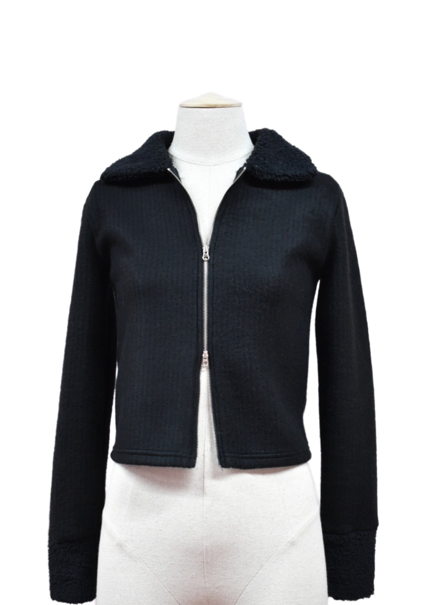 Chaqueta Soft con Cuello y Puño