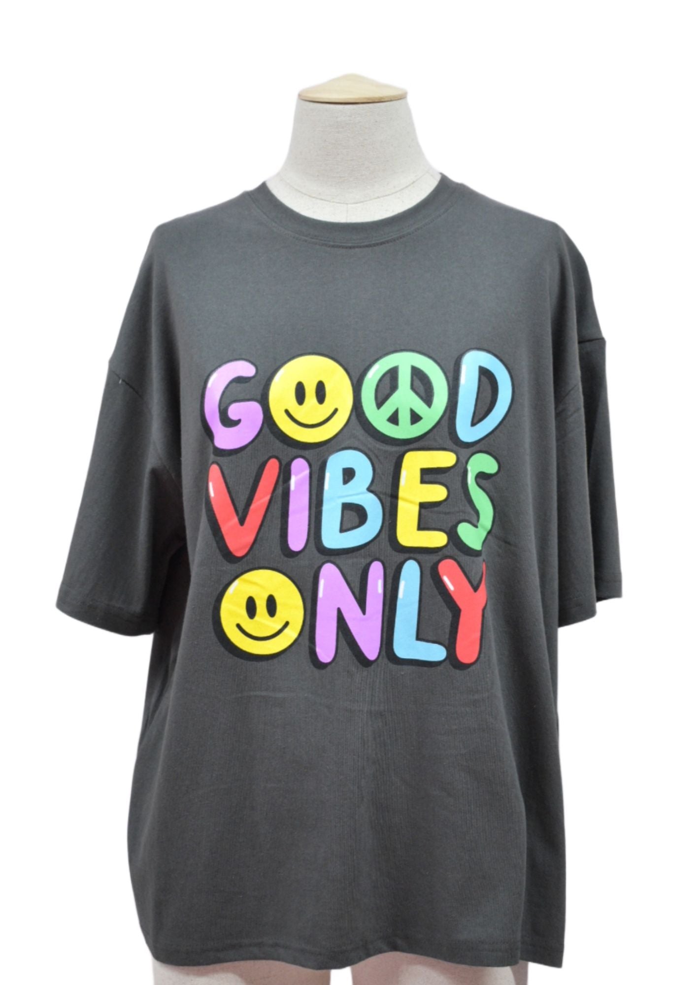 Camiseta Good Vibes Only