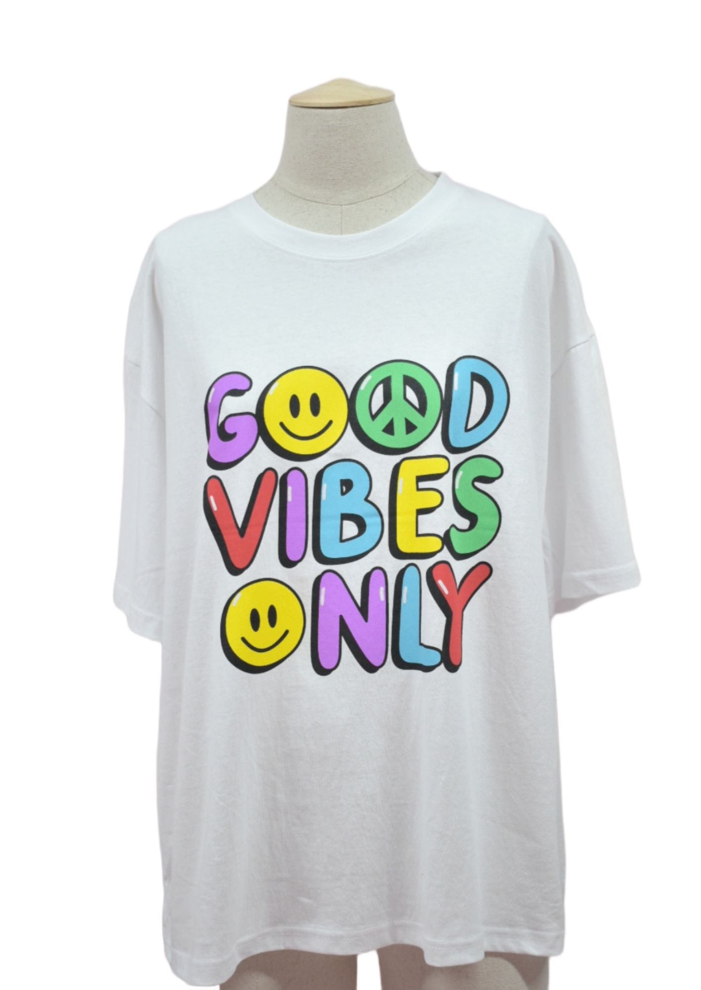 Camiseta Good Vibes Only