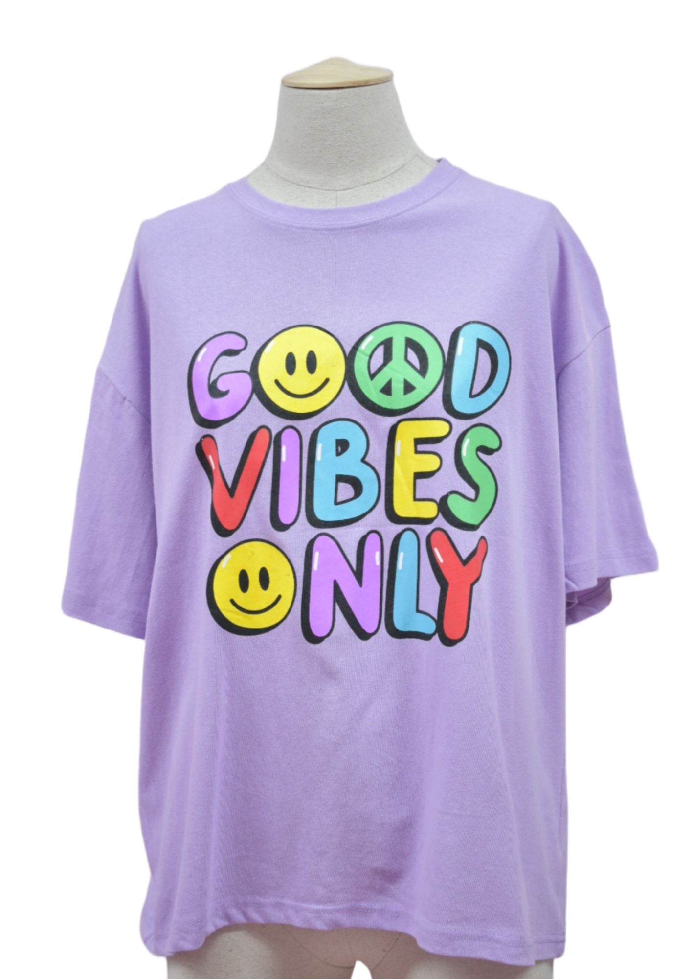 Camiseta Good Vibes Only